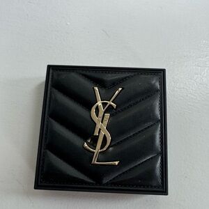 YSL All Hours Hyper Finish Translucent powder